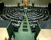 فعالیت موسسات اعتباری در قالب شرکت‌های سهامی و تعاونی عام مجاز می‌شود