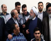 دیدار روحانی با اعضای تیم ملی والیبال نشسته +تصاویر