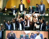 برجام در صحن مجلس آتش زده شد/ طنین شعار مرگ بر آمریکا در مجلس