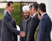 بشار اسد نماز عید فطر خود را در طرطوس اقامه کرد +عکس