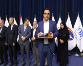 تجلیل از مدیرعامل شرکت آکپا ایران به‌عنوان کارآفرین برتر استان آذربایجان‌شرقی